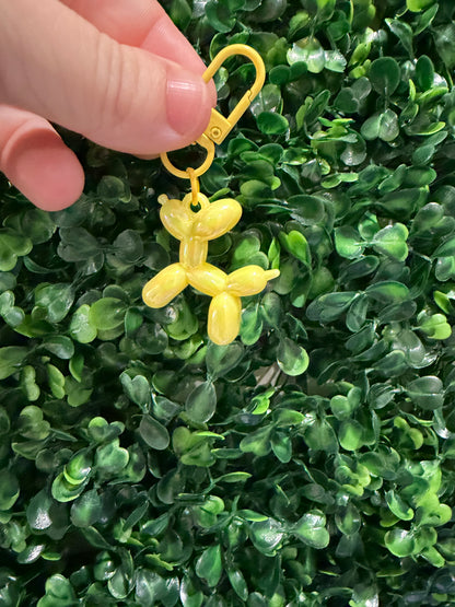 Balloon dog stitch markers
