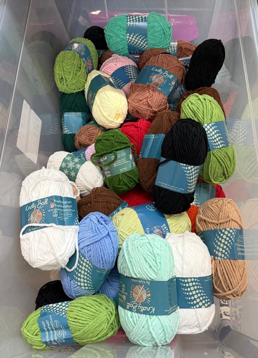 Scratch and Dent Knotty Ball